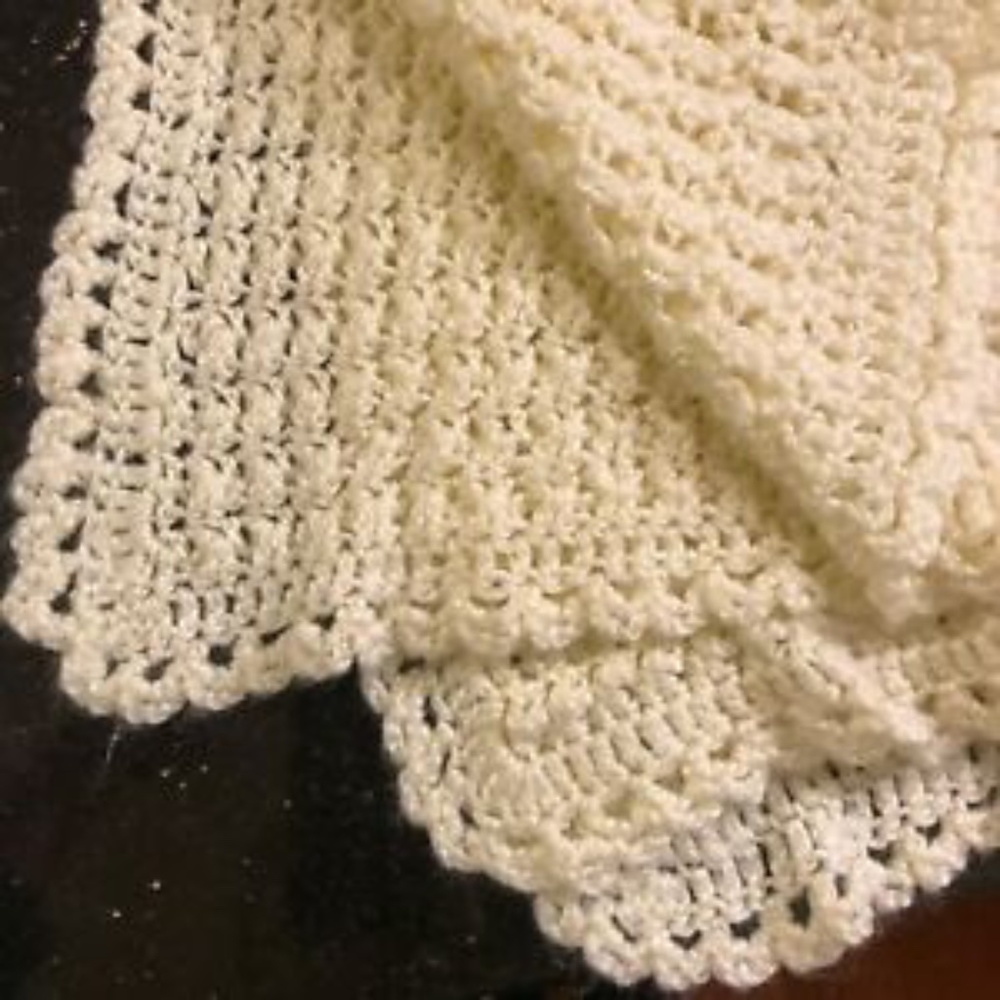 Handmade Crochet Baby Blanket Ivory Crib Size EUC - Picture 2 of 3